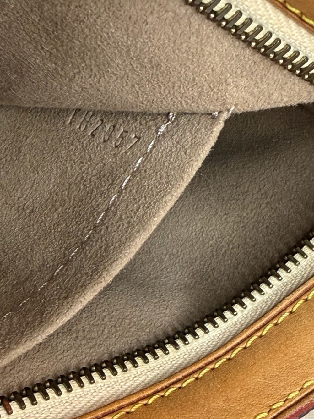 Louis Vuitton Multicolor Monogram Eliza Black Canvas Shoulder Bag - Picture 17 of 17
